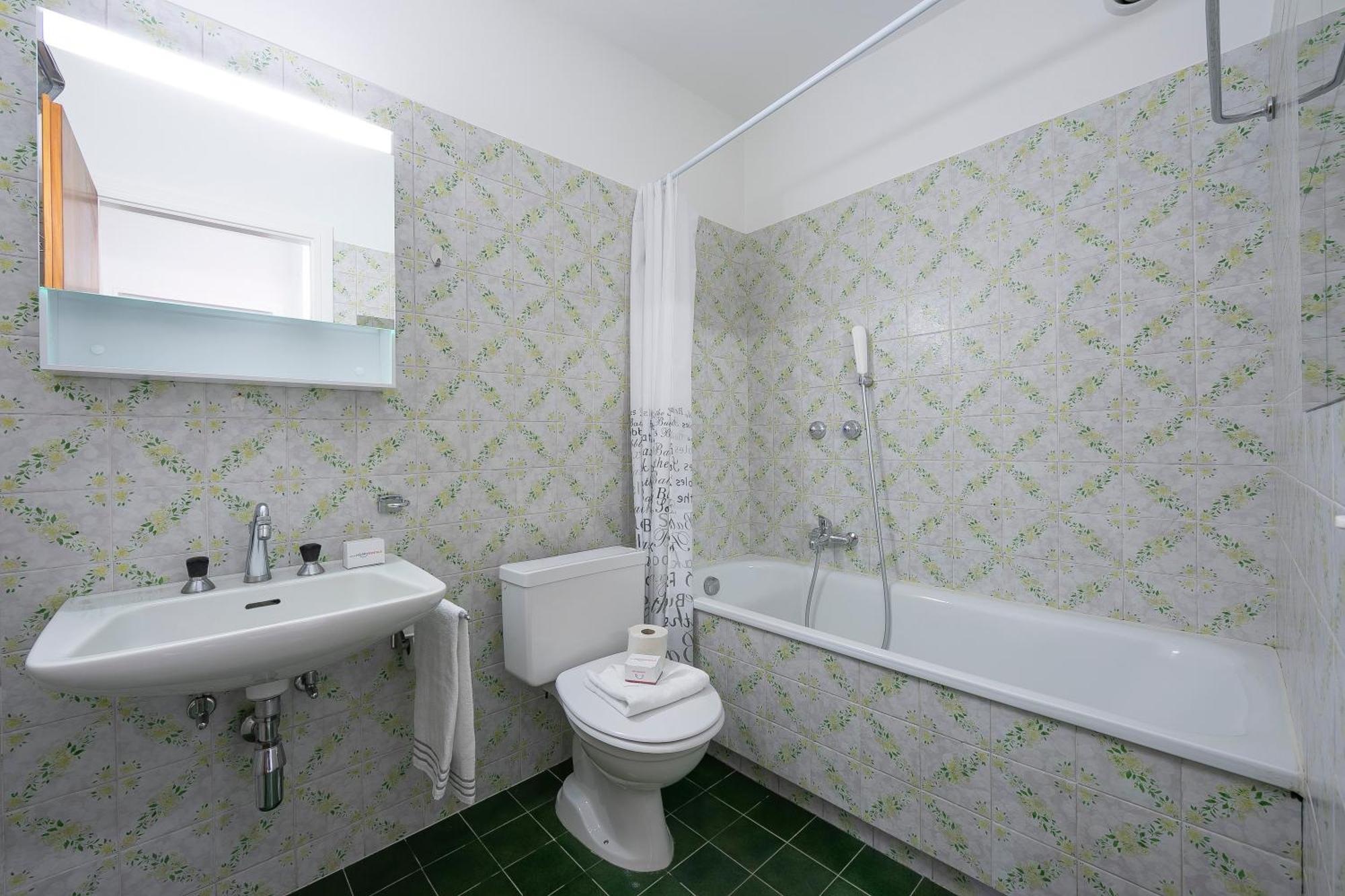 Lido Apartment - Happy Rentals Locarno Buitenkant foto